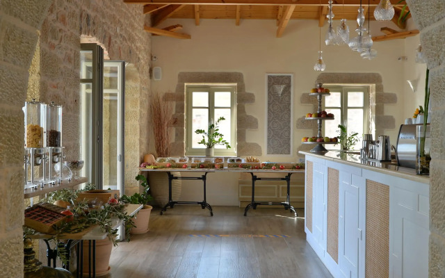 Akrolithi Boutique Hotel