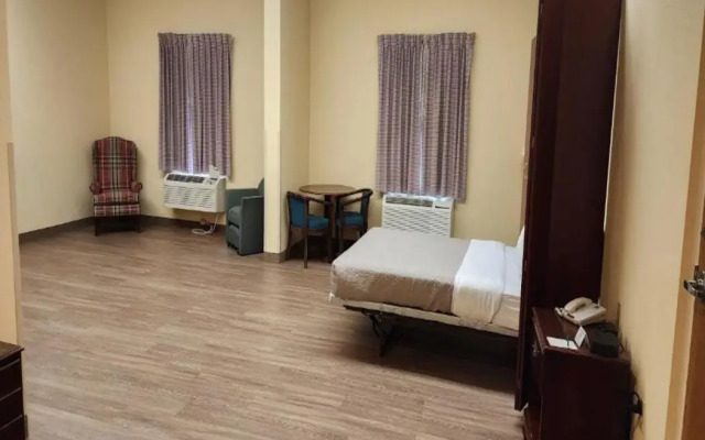 Quality Inn & Suites Bellville - Mansfield