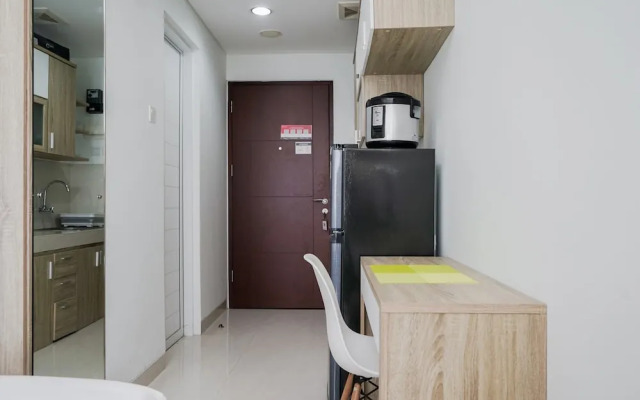 Cozy and Nice Studio Apartment at Springwood Residence