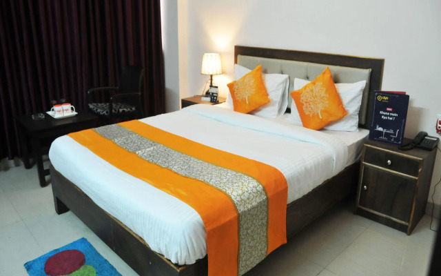 Season 4 by OYO Rooms