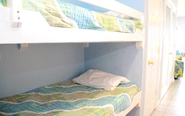 Royal Palms 806NS by RedAwning