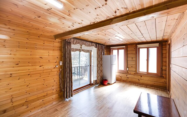 Gyeongju Log Cabin