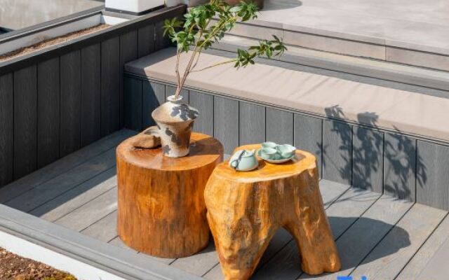 Xiao Zhang's Cultural and Artistic Homestay