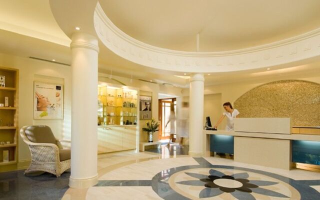 Noosa Springs Golf Resort & Spa