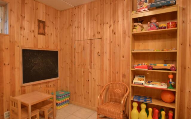 Cozy Holiday Home in Robertville with Sauna
