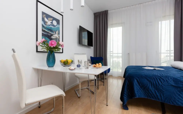 Apartment Varsovia Kasprzaka by Renters