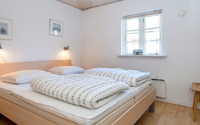 8 Person Holiday Home in Grenaa