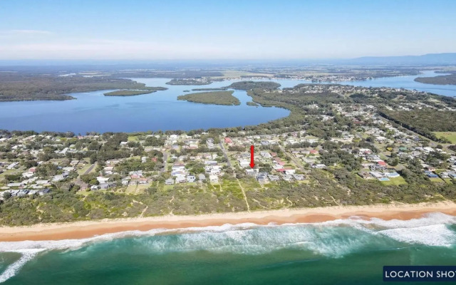 Sunshine Beach House-25 Metre Walk To The Beach
