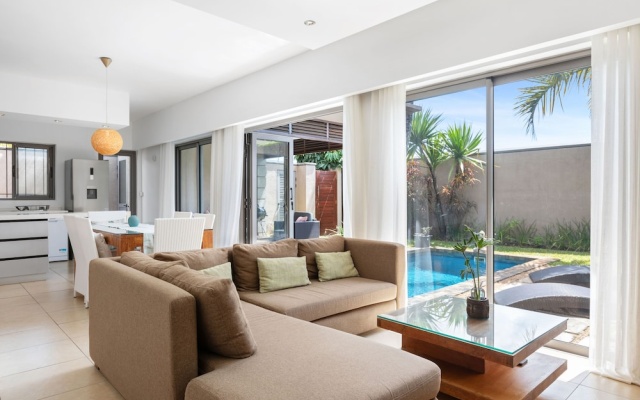 Athena Villa D10