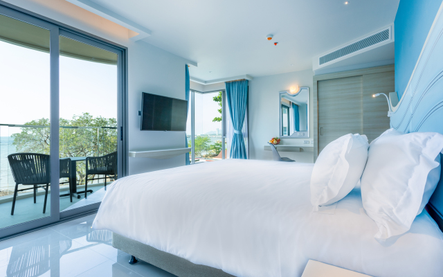 Centara Sonrisa Residences & Suites Sriracha
