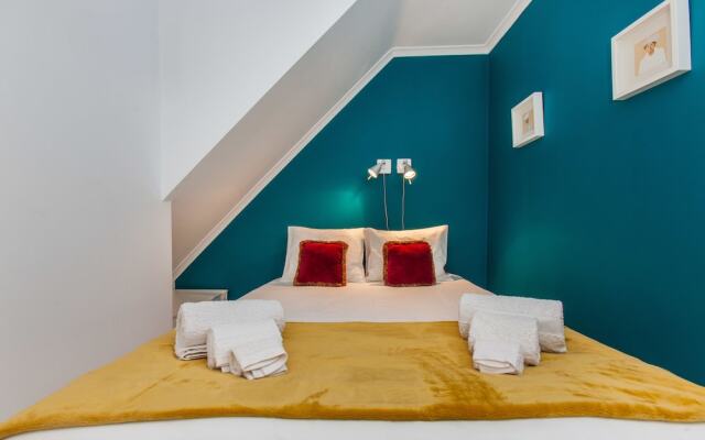 Spirit of Two by Lisbon Unique Apart