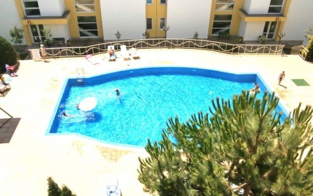 Beautiful 2-bed Apartment in Sveti Vlas