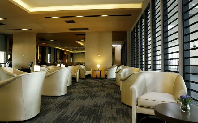 Louis' Tavern Hotel Don Muang