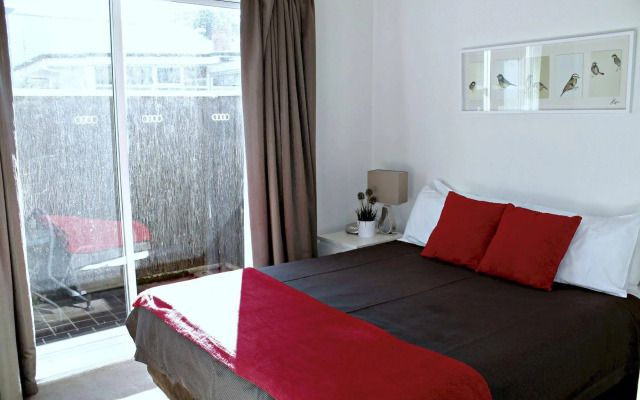 Specialty Accommodation – Adelaide Dress Circle Apartments
