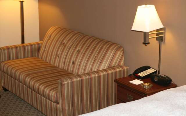 Hampton Inn Olathe