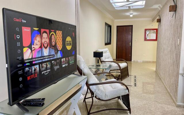 A201 - Vista Mar | 3 Quartos c/ Wifi e Churrasqueira