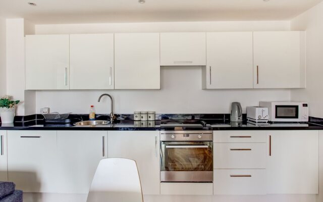 Chic Apartment in Manchester Near Old Trafford