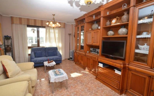 House - 4 Bedrooms - 107743