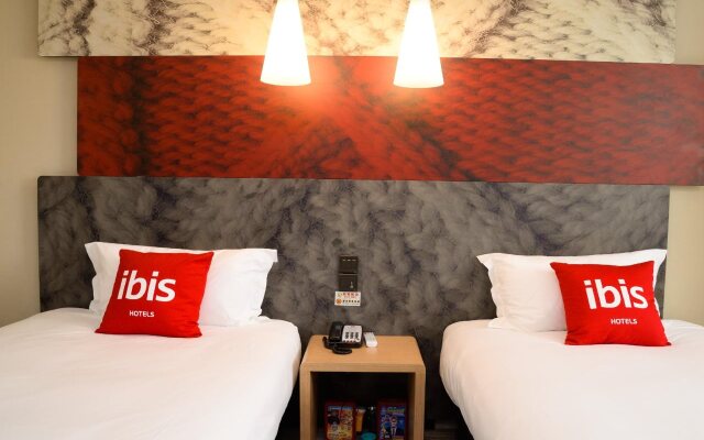 ibis Yichang Bayi Rd