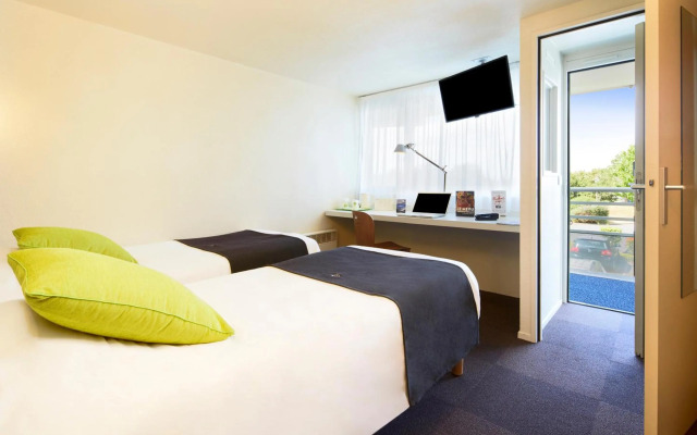 Campanile Poitiers - Site du Futuroscope