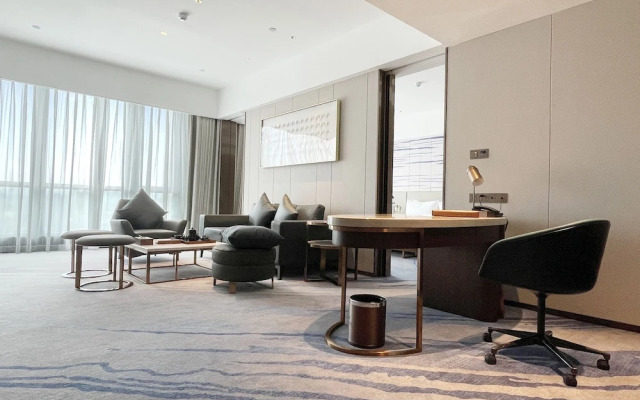 White Swan VYV Hotel