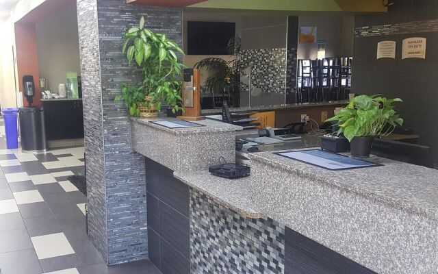 SureStay Plus Hotel by Best Western Blue Springs