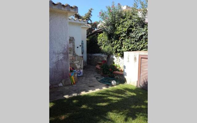 Villasimius Villa And Garden, 10 Min From Beach