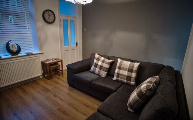 The Townhouse Simple2let Serviced Apartments