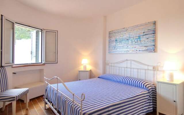 Villa Agapanto - Trullo Anthos con Vista Mare e Giardino Privato