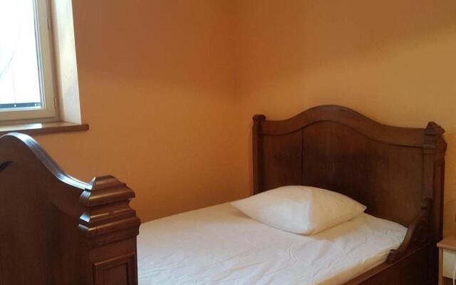 Gîte Villemontais, 4 pièces, 6 personnes - FR-1-496-121