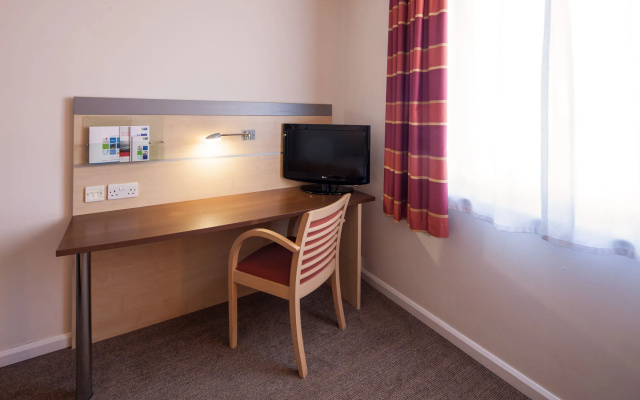 Holiday Inn Express Leicester - City by IHG