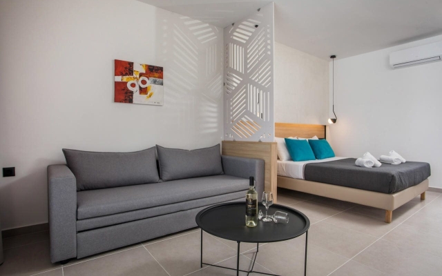 Zoes Hotel