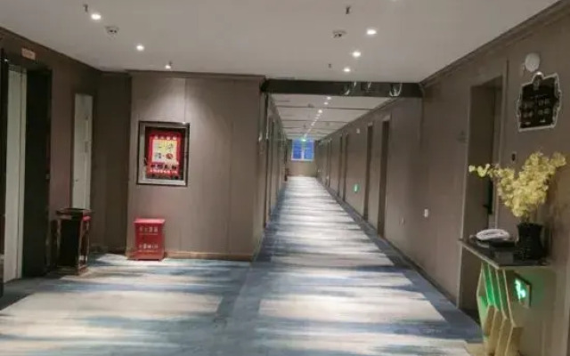 Yunjingwan Hotel (Beitun Bus Station)