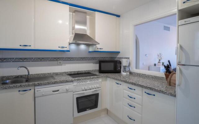 2284-Apt with Big Terrace with Sea View