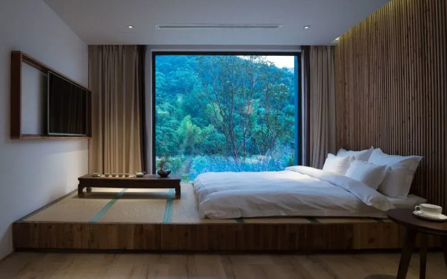 Solitude Art Inn