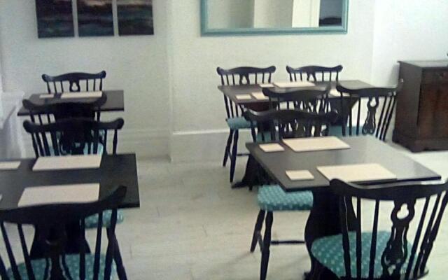 The braeside families and couples