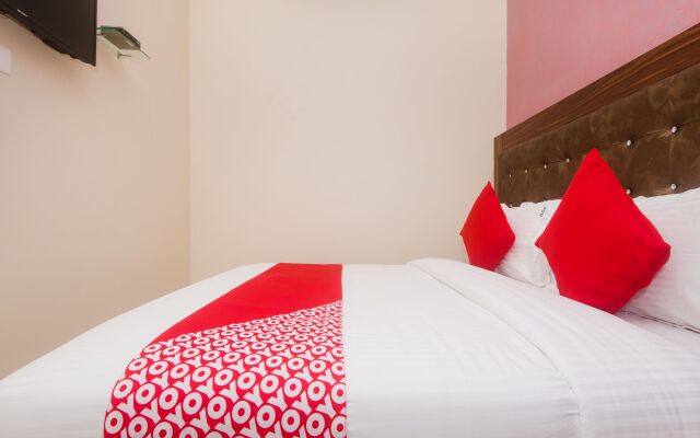 OYO 19156 Hotel Greenforest