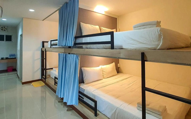 Phornpailin Riverside Resort