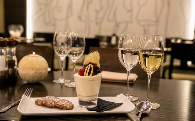 Lancaster House Hotel