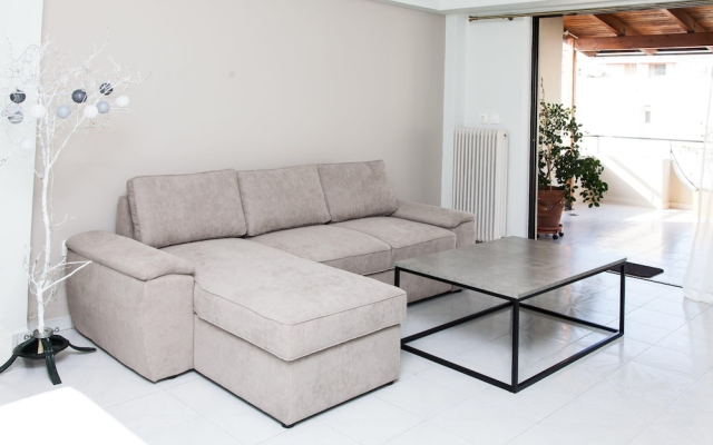 Gorgeous apt in Faliro with view