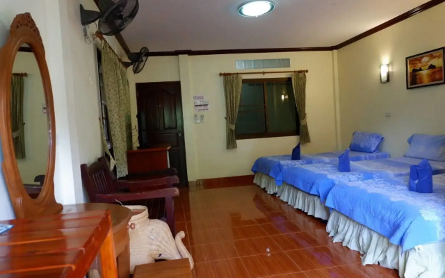 Harmony House - Hostel