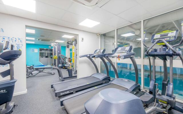 Cedar Court Huddersfield