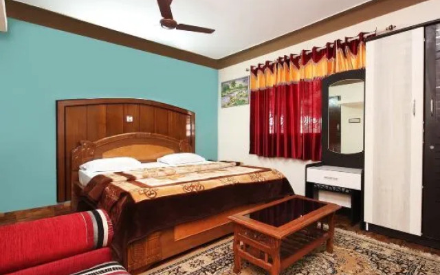 OYO 28641 Vijaya Deepa Guest House