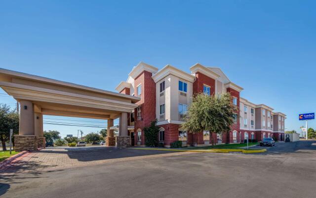 Comfort Inn & Suites