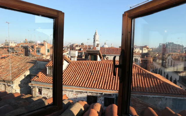 Venezia - Calle De Le Vele
