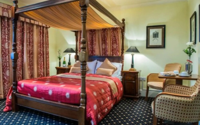 The Bear Hotel, Crickhowell