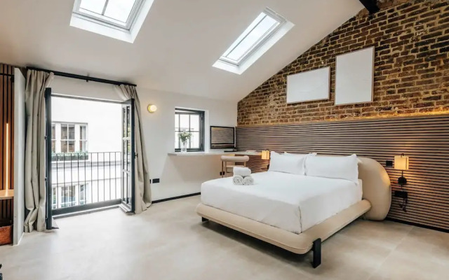 The Primrose Mews in Greater London