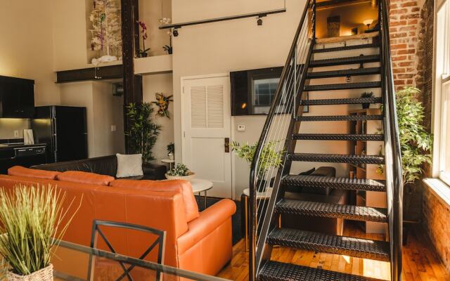 CrashPad on Main Street