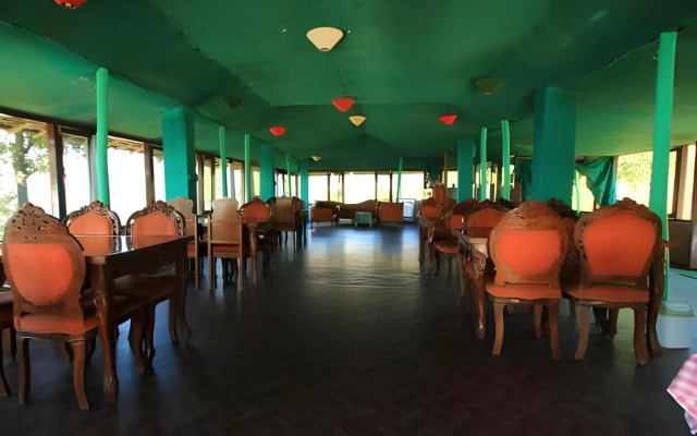 OYO 43476 Vatika Resort