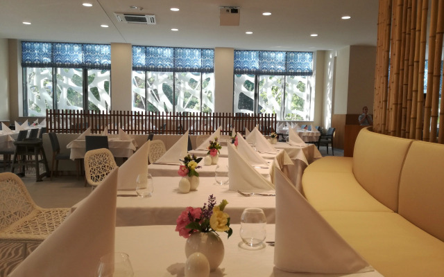 MARITIM Paradise Blue Hotel & Spa